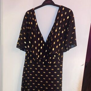 Elegant Black Backless Dress with Gold Patterns